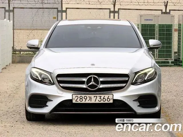 Mercedes-Benz E-Class 2018 — Şəkil 1/20