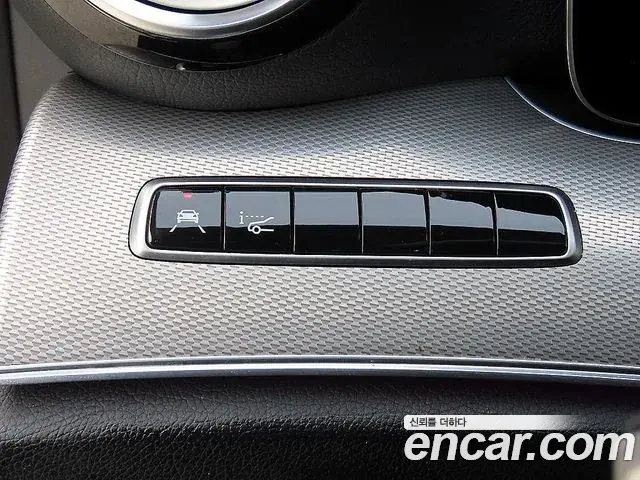 Mercedes-Benz E-Class 2018 — Şəkil 13/20