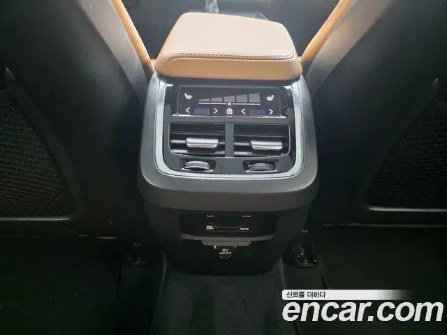 Volvo XC60 2020 — Şəkil 3/20