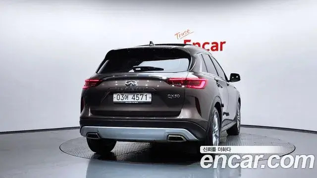 Infiniti QX50 2019 — ფოტო 11/31