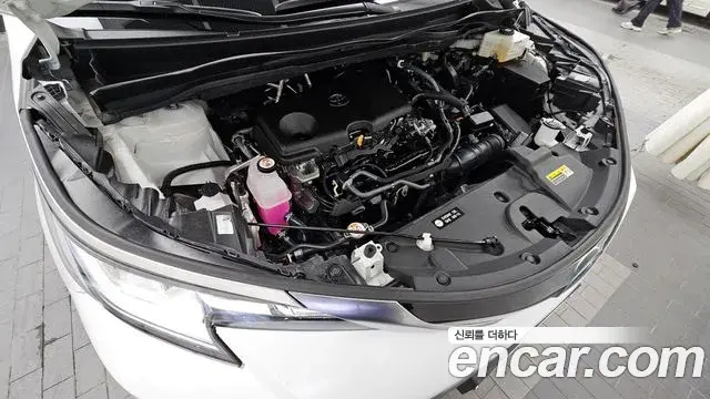 Toyota Sienna 2024 — Şəkil 17/20