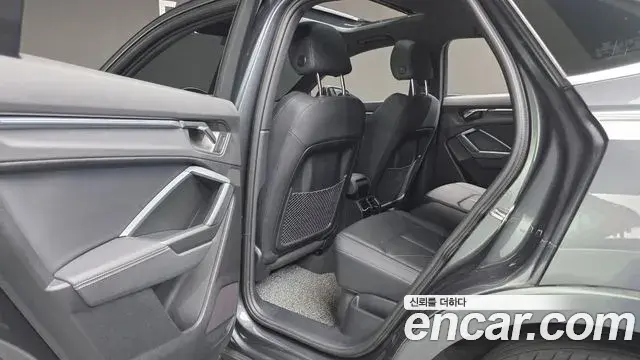 Audi Q3 2023 — Фото 18/20