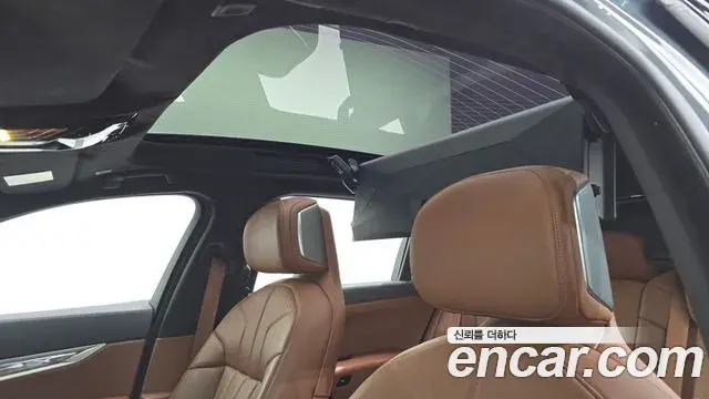 BMW 7 Series 2023 — ფოტო 2/37