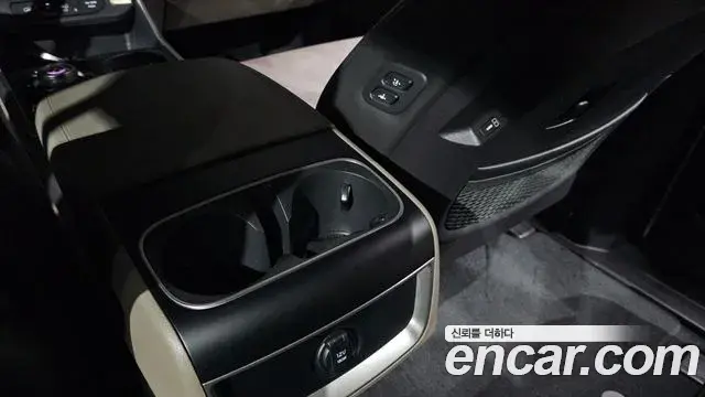 Kia Carnival 2025 — Şəkil 3/33