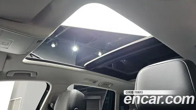 Volkswagen Tiguan 2023 — Şəkil 12/39