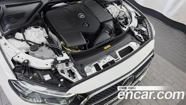 Mercedes-Benz E-Class 2025 — Şəkil 15/20