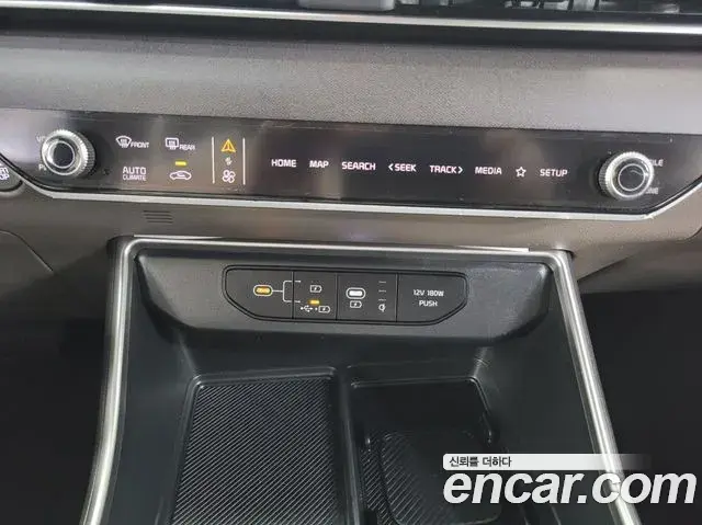 Kia Carnival 2025 — Фото 8/20