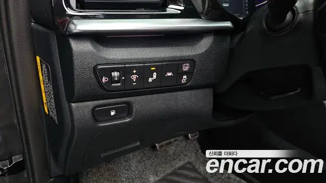Kia Niro 2019 — Фото 17/20