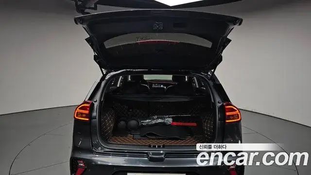 Kia Niro 2019 — Фото 20/20