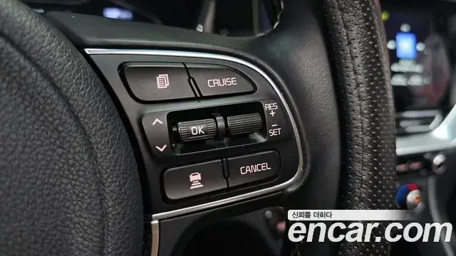 Kia Niro 2019 — Photo 32/35