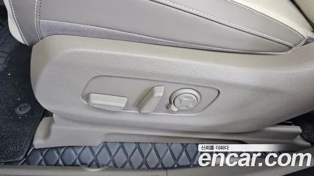 Kia Carnival 2024 — Şəkil 26/35