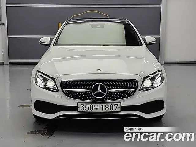 Mercedes-Benz E-Class 2020 — Фото 9/18