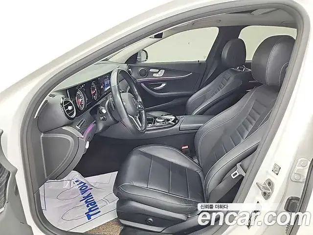 Mercedes-Benz E-Class 2020 — Фото 11/18