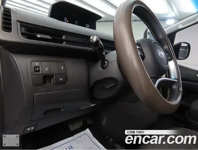 Hyundai Staria 2024 — Фото 14/20