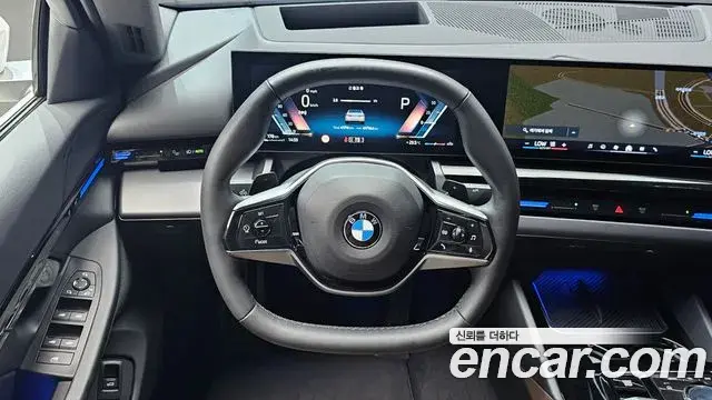 BMW 5 Series 2024 — Photo 13/20