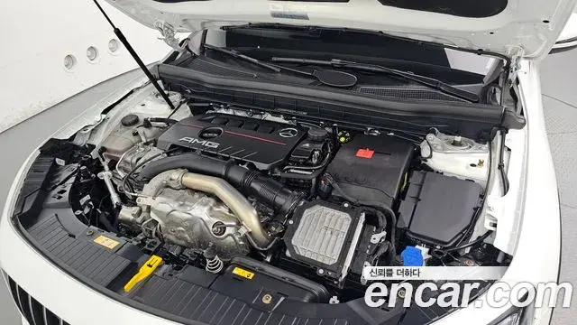 Mercedes-Benz GLB-Class 2024 — ფოტო 24/32