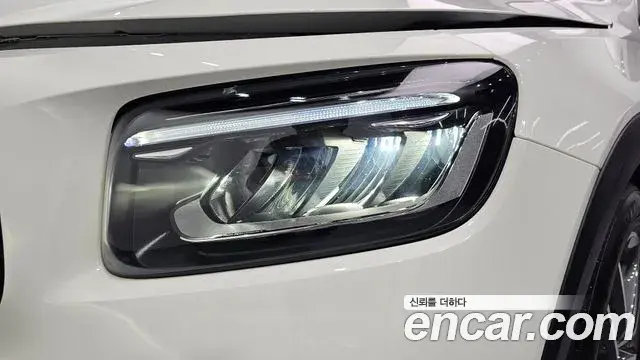 Mercedes-Benz GLB-Class 2024 — ფოტო 5/32