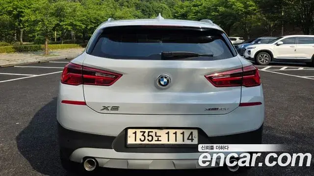 BMW X2 2020 — Şəkil 9/15