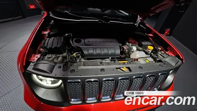 Jeep Renegade 2021 — ფოტო 20/20