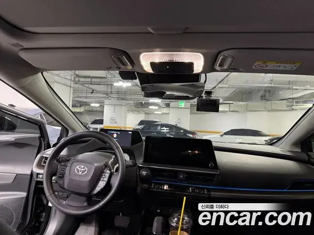 Toyota Prius 2024 — Şəkil 15/20