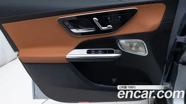 Mercedes-Benz GLC-Class 2025 — ფოტო 11/20
