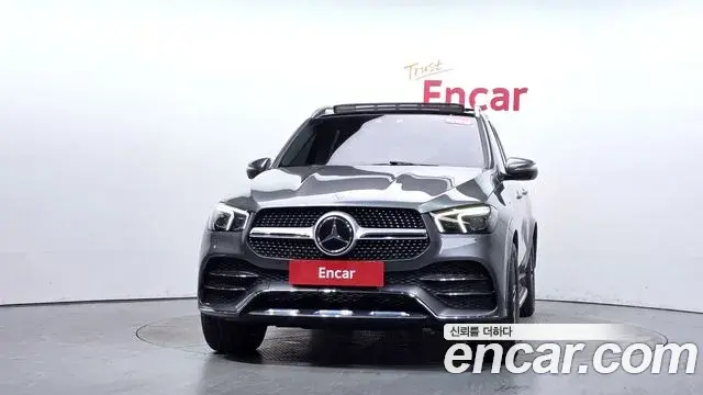 Mercedes-Benz GLE-Class 2020 — Şəkil 23/34