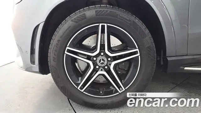 Mercedes-Benz GLE-Class 2020 — Şəkil 14/34