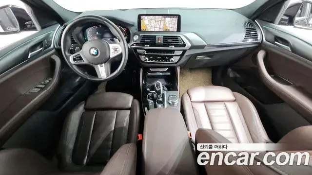 BMW X4 2020 — Photo 17/34