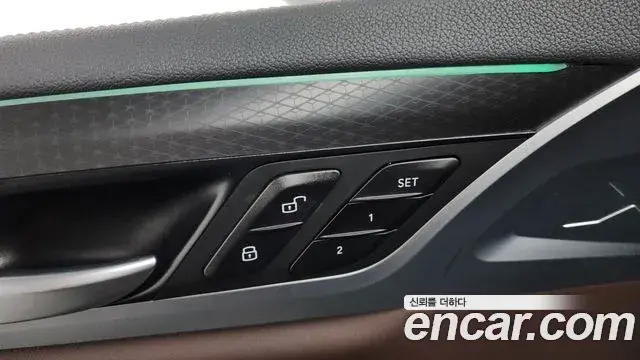 BMW X4 2020 — Photo 9/34