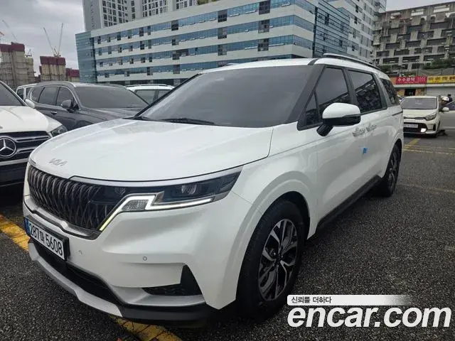 Kia Carnival 2022 — Şəkil 7/19