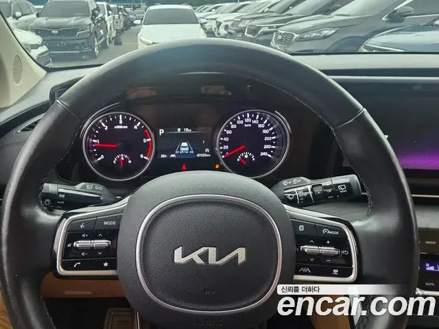 Kia Carnival 2022 — Şəkil 14/19