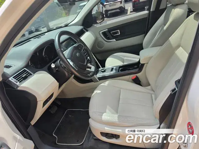 Land Rover Discovery Sport 2019 — Şəkil 11/20