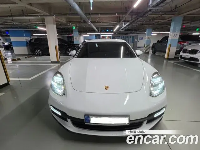 Porsche Panamera 2018 — Şəkil 2/18