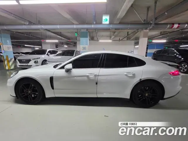 Porsche Panamera 2018 — Şəkil 18/18