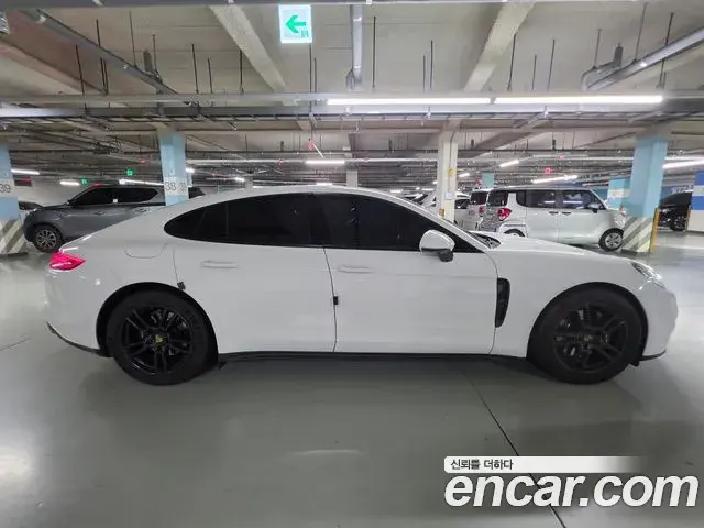 Porsche Panamera 2018 — Şəkil 6/18
