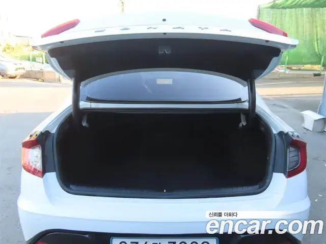 Hyundai Sonata Hybrid 2022 — Şəkil 14/20