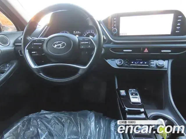 Hyundai Sonata Hybrid 2022 — Şəkil 9/20