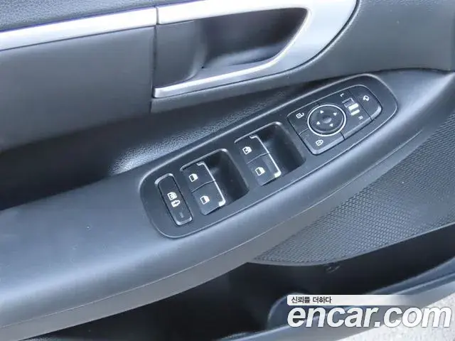Hyundai Sonata Hybrid 2022 — Şəkil 8/20
