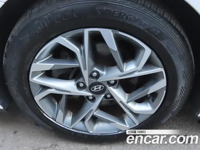 Hyundai Sonata Hybrid 2022 — Şəkil 10/20