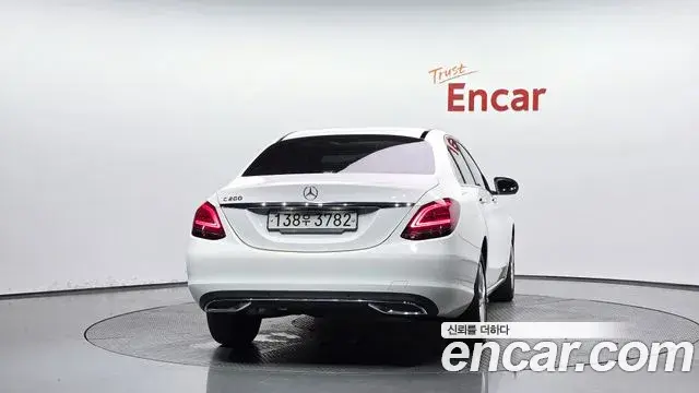 Mercedes-Benz C-Class 2020 — Фото 4/20