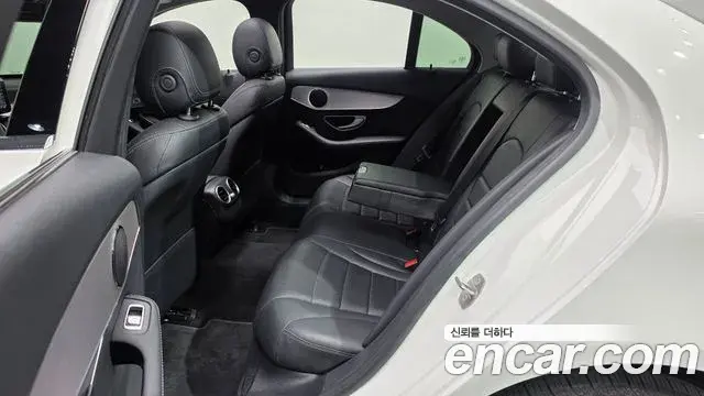 Mercedes-Benz C-Class 2020 — Фото 11/20