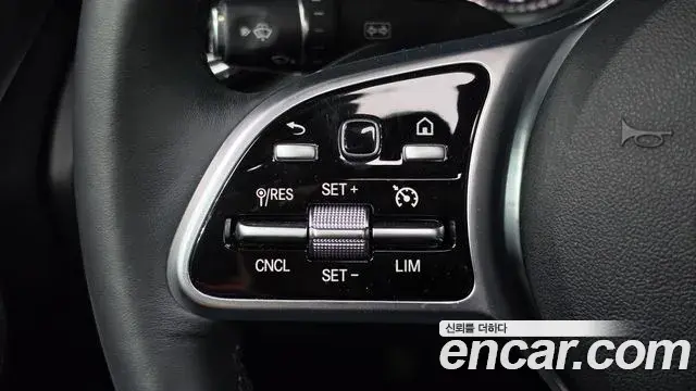 Mercedes-Benz C-Class 2020 — Фото 13/20