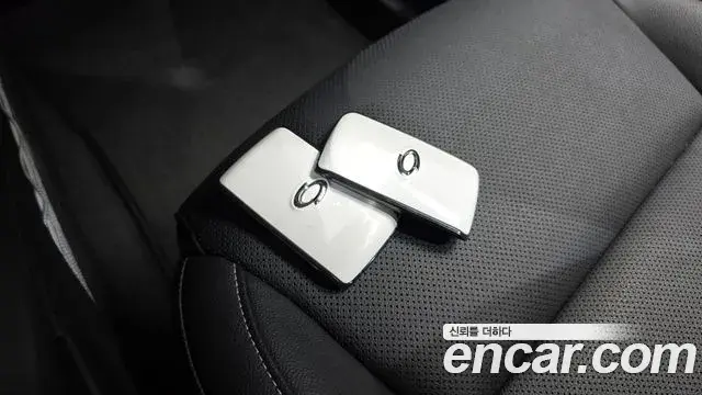 Renault Samsung XM3 2022 — ფოტო 13/30