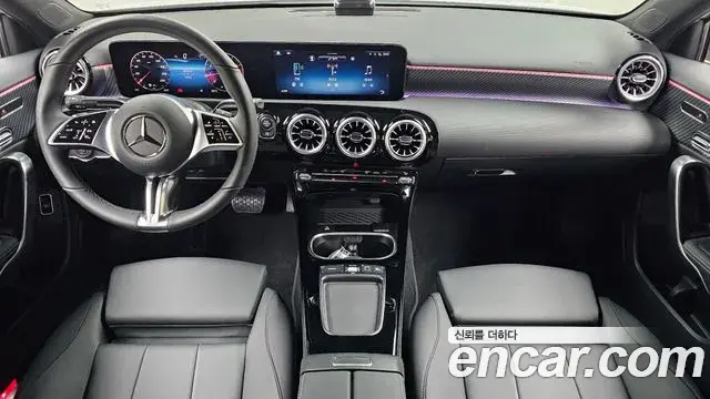 Mercedes-Benz A-Class 2025 — Фото 7/20
