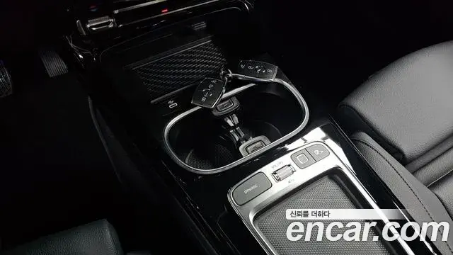 Mercedes-Benz A-Class 2025 — Фото 17/20