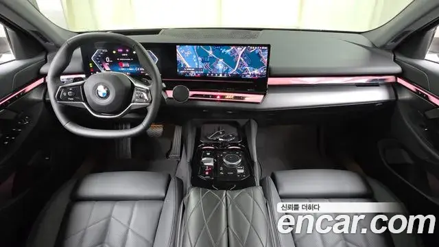 BMW 5 Series 2025 — Şəkil 27/31