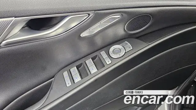 Genesis G80 2020 — ფოტო 24/32