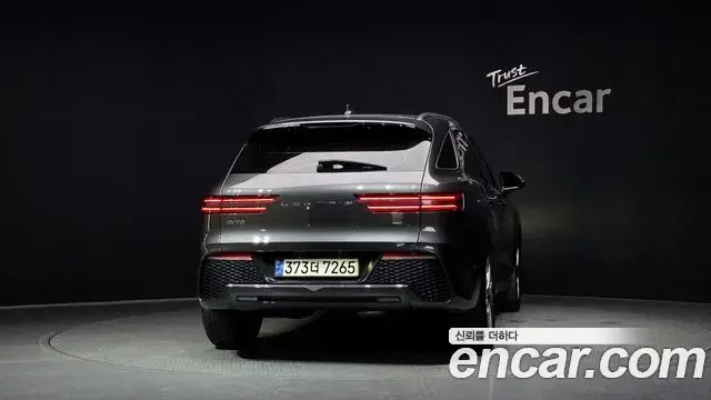 Genesis GV70 2021 — ფოტო 4/20