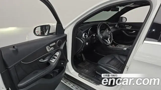 Mercedes-Benz GLC-Class 2022 — Фото 10/20