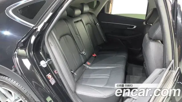 Hyundai Sonata 2022 — Фото 12/20